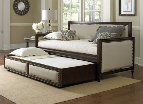 Grandover Daybed