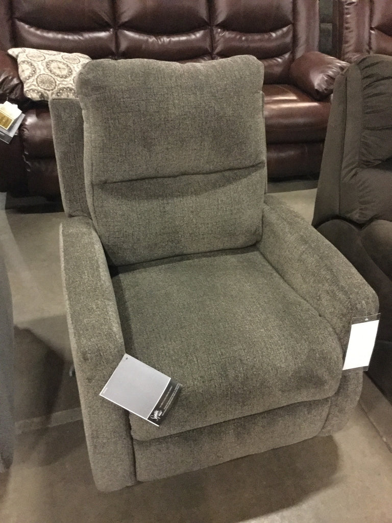 Fambro Rocker Recliner in 2 Colors