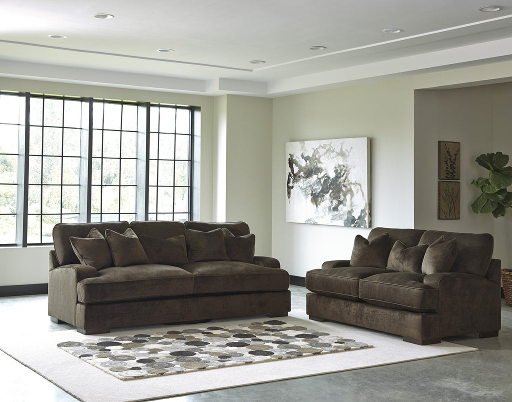 Bisenti Loveseat