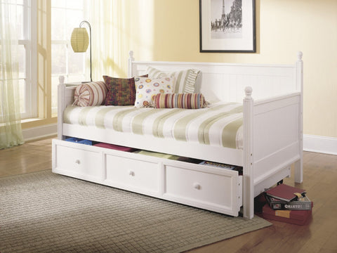 Casey Daybed with Trundle in 2 finishes
